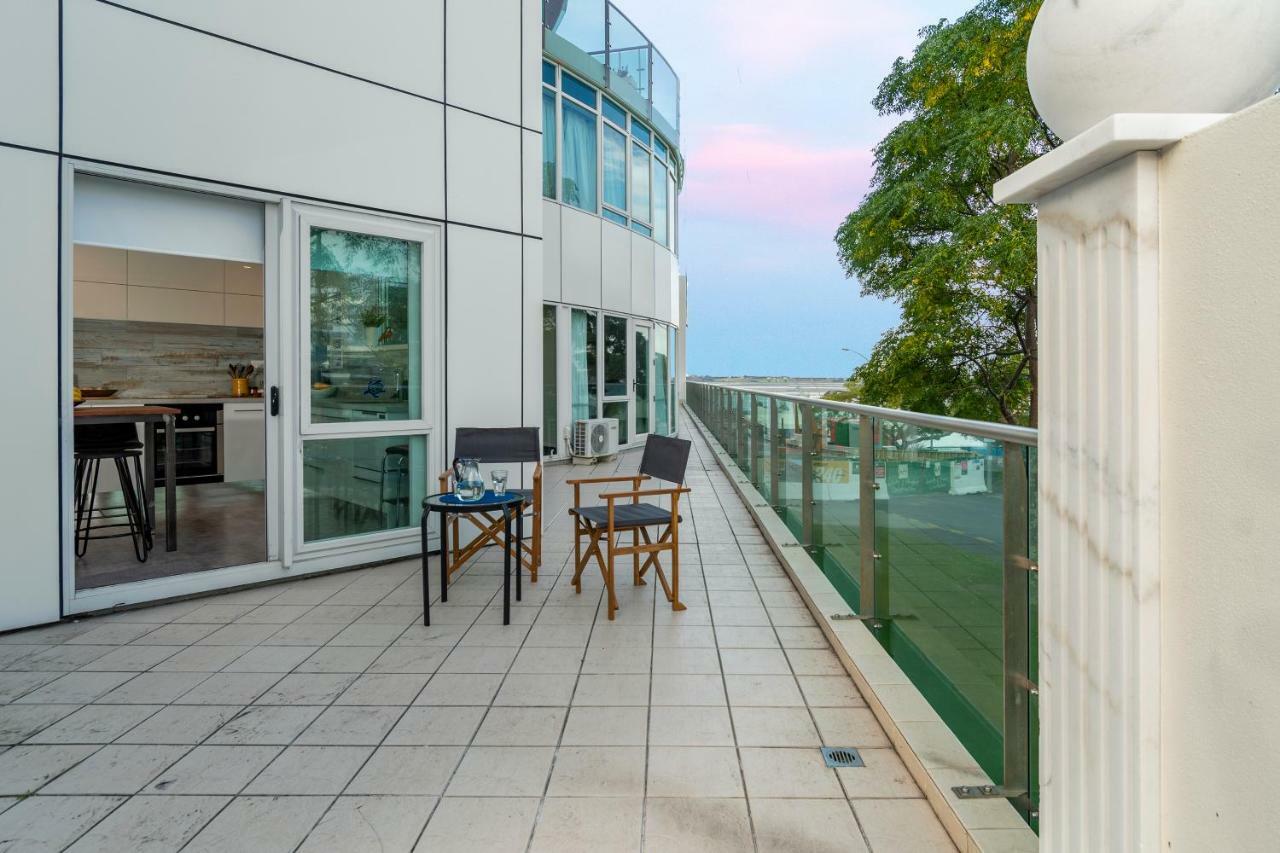 Kingsview Cbd Tauranga Apartment Exterior photo